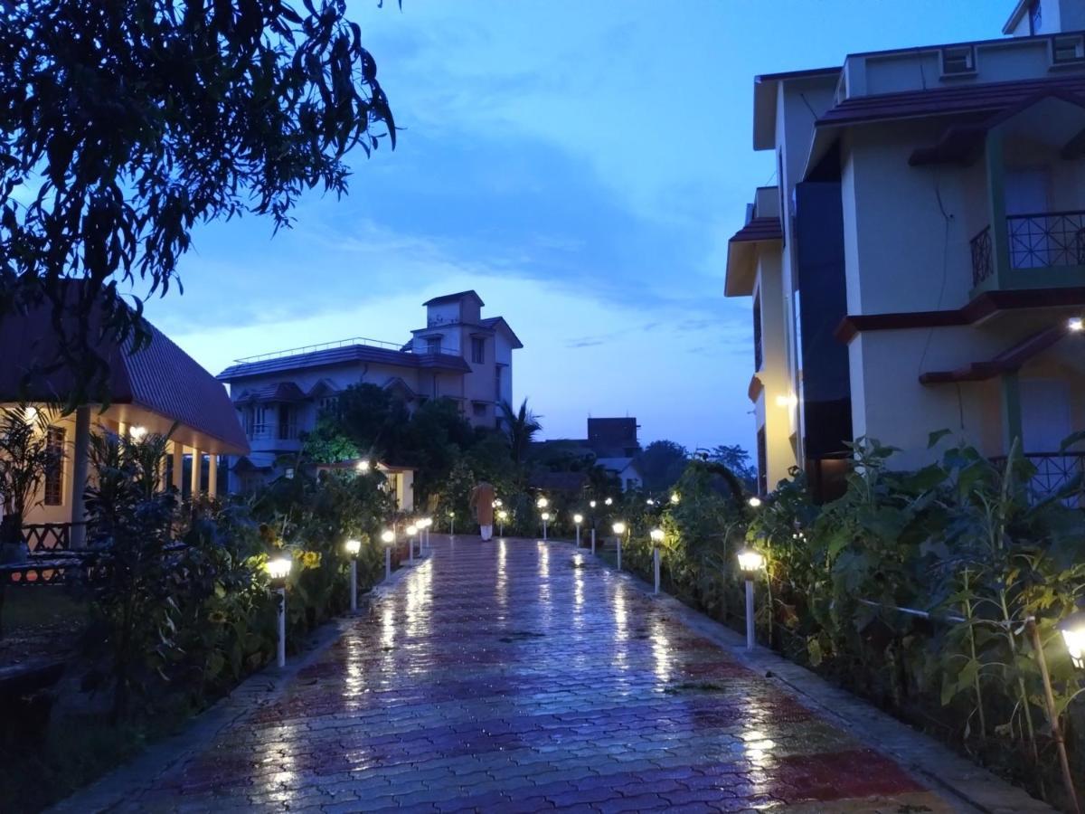 Mayabon Resort Bolpur Shānti Niketan Exteriör bild